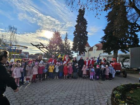 IMG-0ef5c8f5277411b09f3e242c215d7a24-V