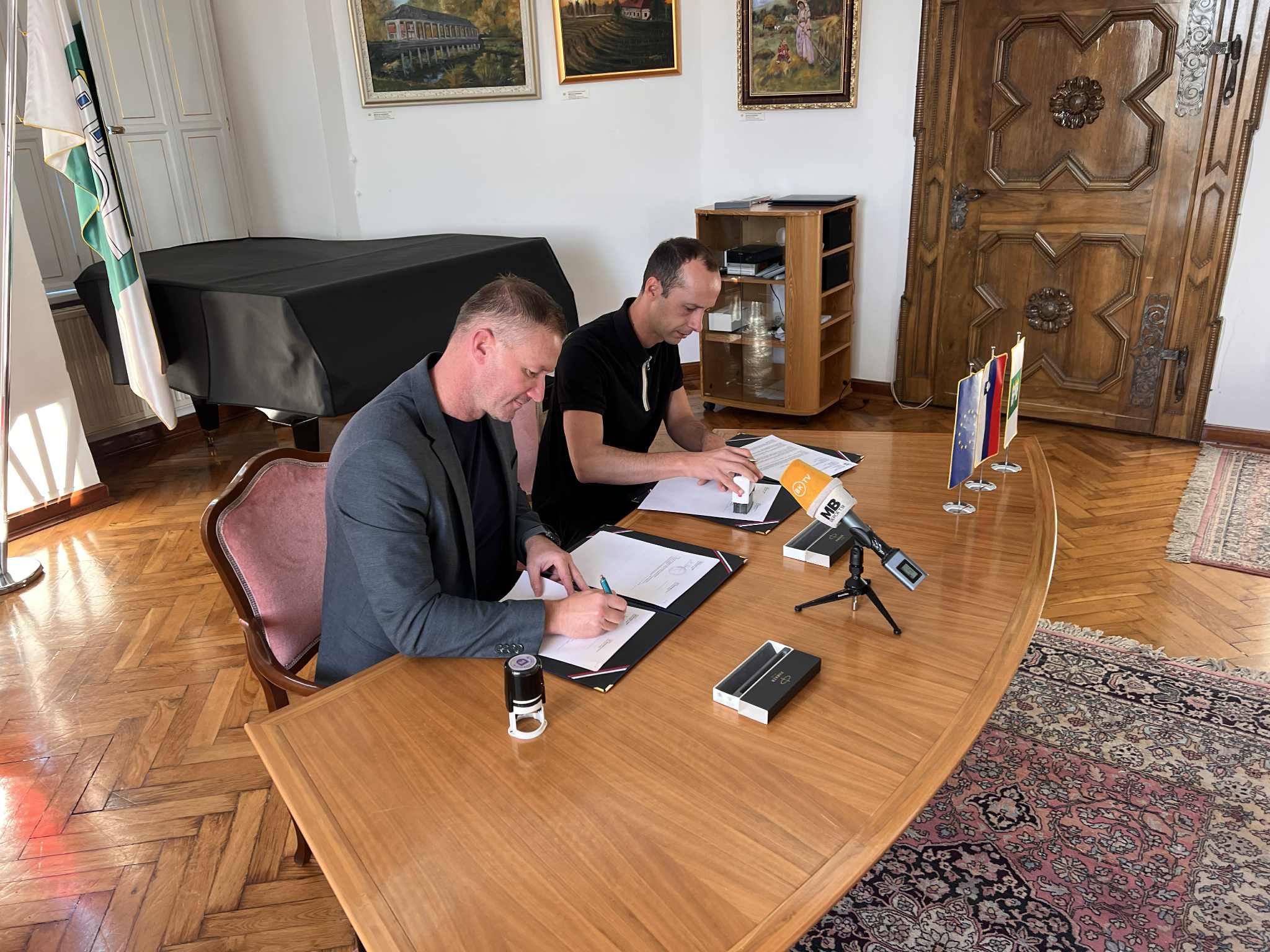 4610bbab-9cb8-4ee1-bf99-0b1b59d9fbbf